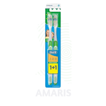 Oral-B 3D Effect Maxi Clean (Medium Bristles) Amaris FMCG